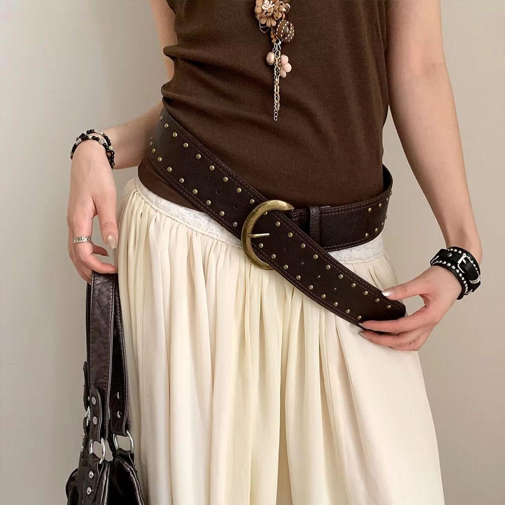 Gothic Leather Waist Belt Y2k Dress Jeans Belt American Women s Rivet Belt Spicy Girls чорний
Gothic Leather Waist Belt Y2k Dress Jeans Belt American Women s Rivet Belt Spicy Girls чорний