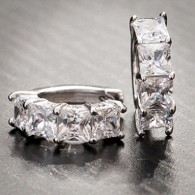 Huitan Fashion Princess Square CZ Hoop Earrings Female Versatile Trendy Copper Color Zircon for Women Stylish Accessories Gift
Huitan Fashion Princess Square CZ Hoop Earrings Female Versatile Trendy Copper Color Zircon for Women Stylish Accessories Gift