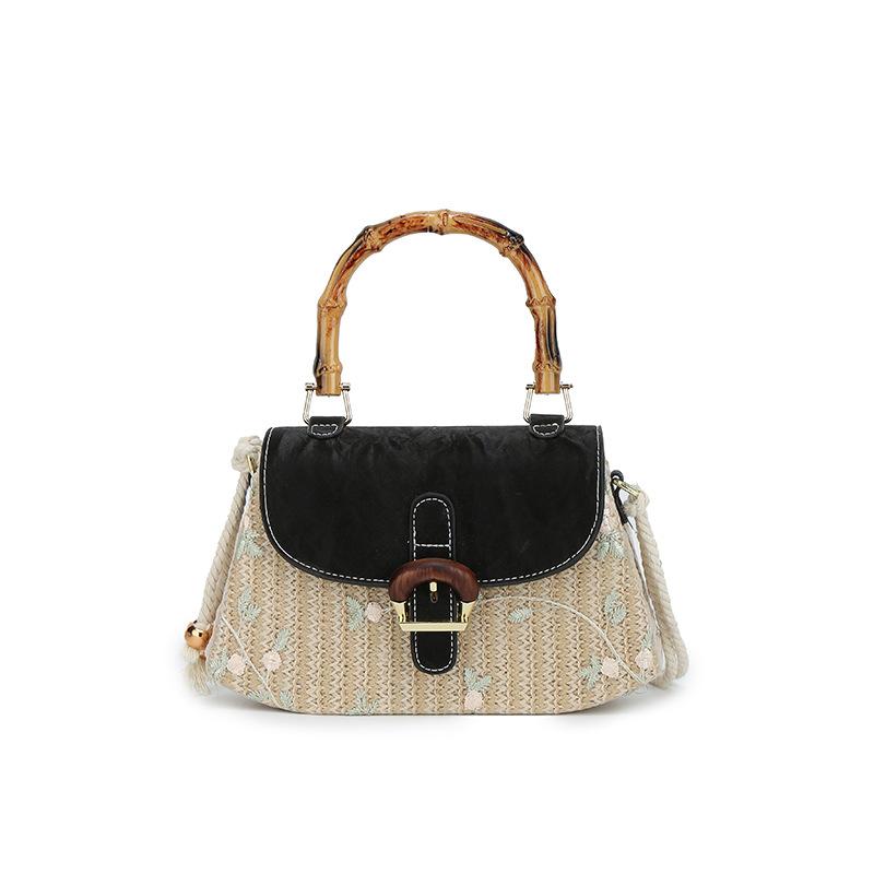 Artistic personality woven pu contrasting color special-shaped bamboo handle portable women s small square bag summer new shoulder messenger bag чорний
Artistic personality woven pu contrasting color special-shaped bamboo handle portable women s small square bag summer new shoulder messenger bag чорний