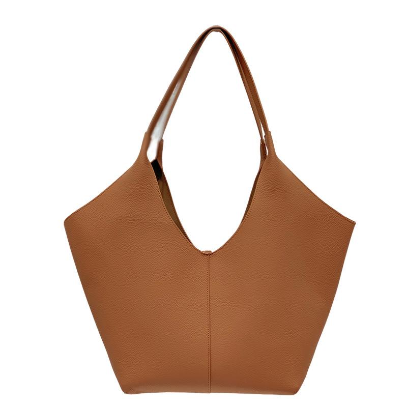 Retro Large-Capacity Mother And Child Bag Women S Popular High-Texture Versatile Foreign-Style Shoulder Bag Fashionable Bucket Bag 26*13*40cm
Retro Large-Capacity Mother And Child Bag Women S Popular High-Texture Versatile Foreign-Style Shoulder Bag Fashionable Bucket Bag 26*13*40cm