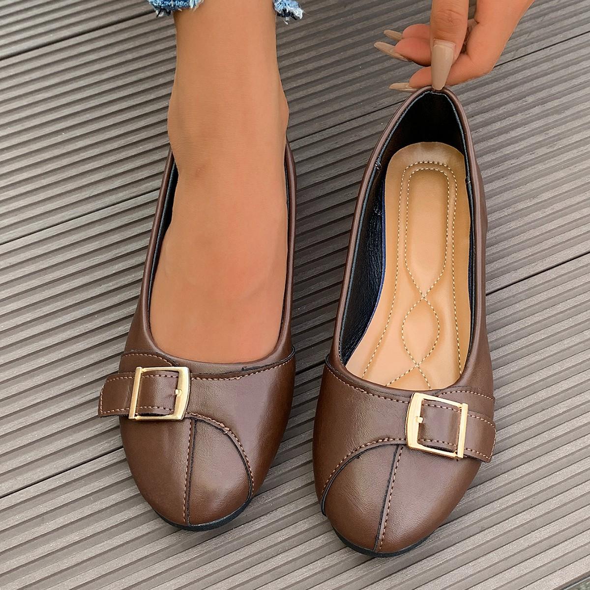 Retro round head low heel fashion single shoes women s 2024 spring and autumn buckle with one pedal flat bottom foreign trade large size single 36 светло-коричневого
Retro round head low heel fashion single shoes women s 2024 spring and autumn buckle with one pedal flat bottom foreign trade large size single 36 светло-коричневого