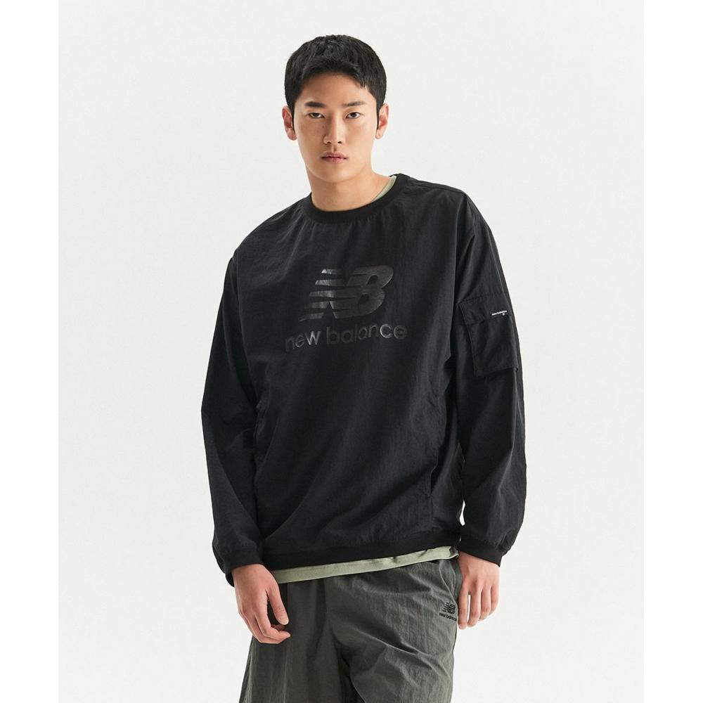 NEW BALANCE NBNCD31053 UNI Essential Тканый полуоблегающий фисте (ЧЕРНЫЙ)
NEW BALANCE NBNCD31053 UNI Essential Тканый полуоблегающий фисте (ЧЕРНЫЙ)