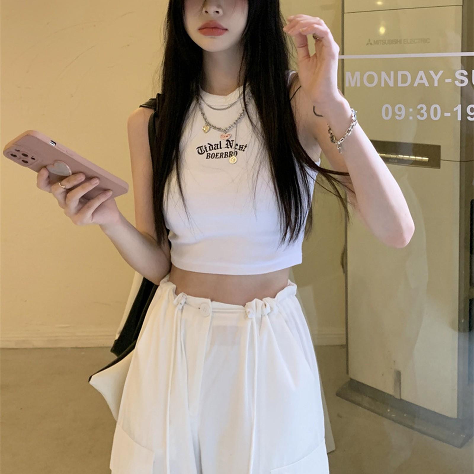 Женская вышитая короткая I-образная майка S белый
Женская вышитая короткая I-образная майка S белый