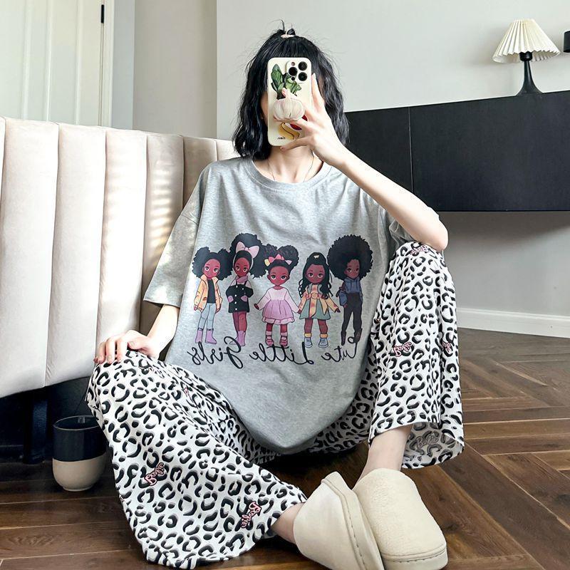 Summer Short-Sleeve Plus Size Pajamas for Women - Korean Style, Cute, Wearable Outdoors 2XL 150-200 lbs
Summer Short-Sleeve Plus Size Pajamas for Women - Korean Style, Cute, Wearable Outdoors 2XL 150-200 lbs