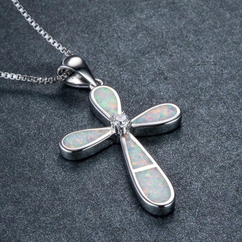 New Accessories European and American Crosses Single Diamond Droplet Opal Necklace Pendant Personalized Retro Jewelry
New Accessories European and American Crosses Single Diamond Droplet Opal Necklace Pendant Personalized Retro Jewelry