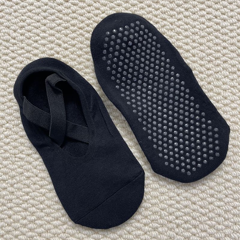 Leak-Picking Yoga Socks Ankle Socks Non Slip Black Towel Bottom Room Socks Bandage Anti-off Training Socks Pilates Sports Black(37-40)
Leak-Picking Yoga Socks Ankle Socks Non Slip Black Towel Bottom Room Socks Bandage Anti-off Training Socks Pilates Sports Black(37-40)