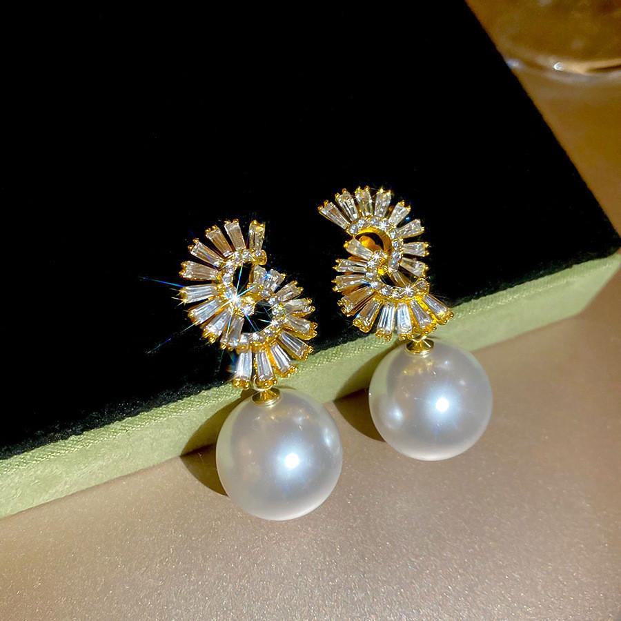Pinkdudu Crystal Stud Earrings Sterling Silver Vintage Style Minimalist for Women PD2459 золотой
Pinkdudu Crystal Stud Earrings Sterling Silver Vintage Style Minimalist for Women PD2459 золотой