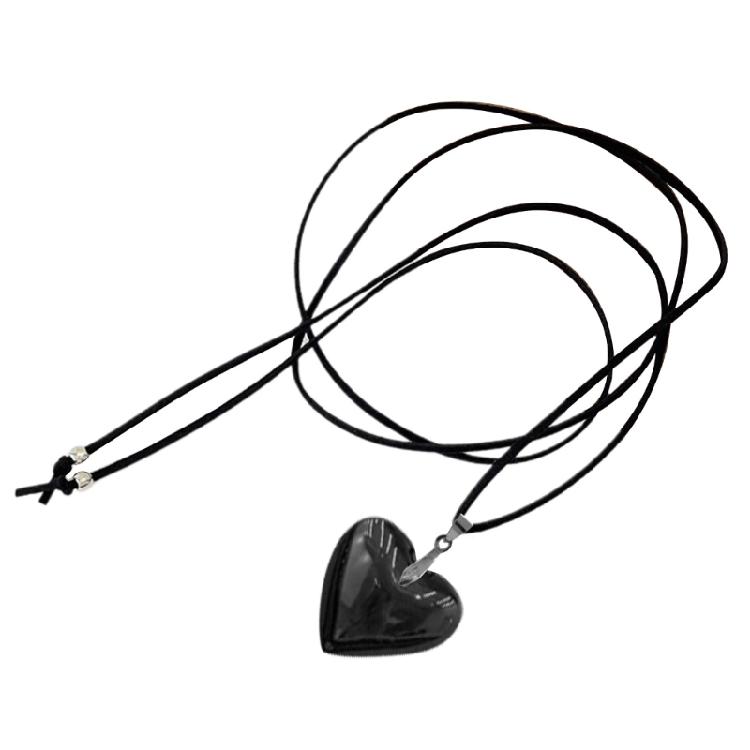 Goth Love Heart Clavicle Chain Women Girls Wedding Jewelry Party Birthday Gift 24mm
Goth Love Heart Clavicle Chain Women Girls Wedding Jewelry Party Birthday Gift 24mm