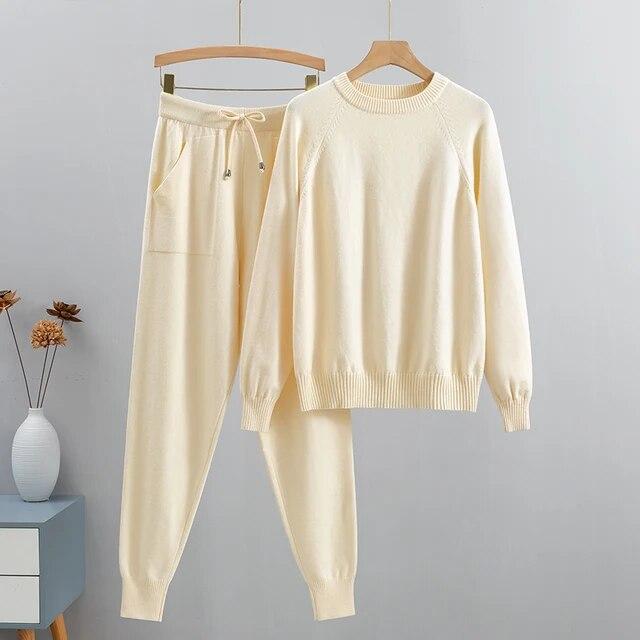 Осенний базовый женский свитер из двух предметов, спортивный костюм, модный вязаный свитер + брюки-шаровары, женский повседневный зимний комплект One Size розовый
Осенний базовый женский свитер из двух предметов, спортивный костюм, модный вязаный свитер + брюки-шаровары, женский повседневный зимний комплект One Size розовый