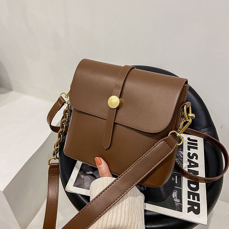 New trendy fashion large capacity bag female Internet celebrity foreign style shoulder bag autumn and winter versatile messenger bucket bag коричневий
New trendy fashion large capacity bag female Internet celebrity foreign style shoulder bag autumn and winter versatile messenger bucket bag коричневий