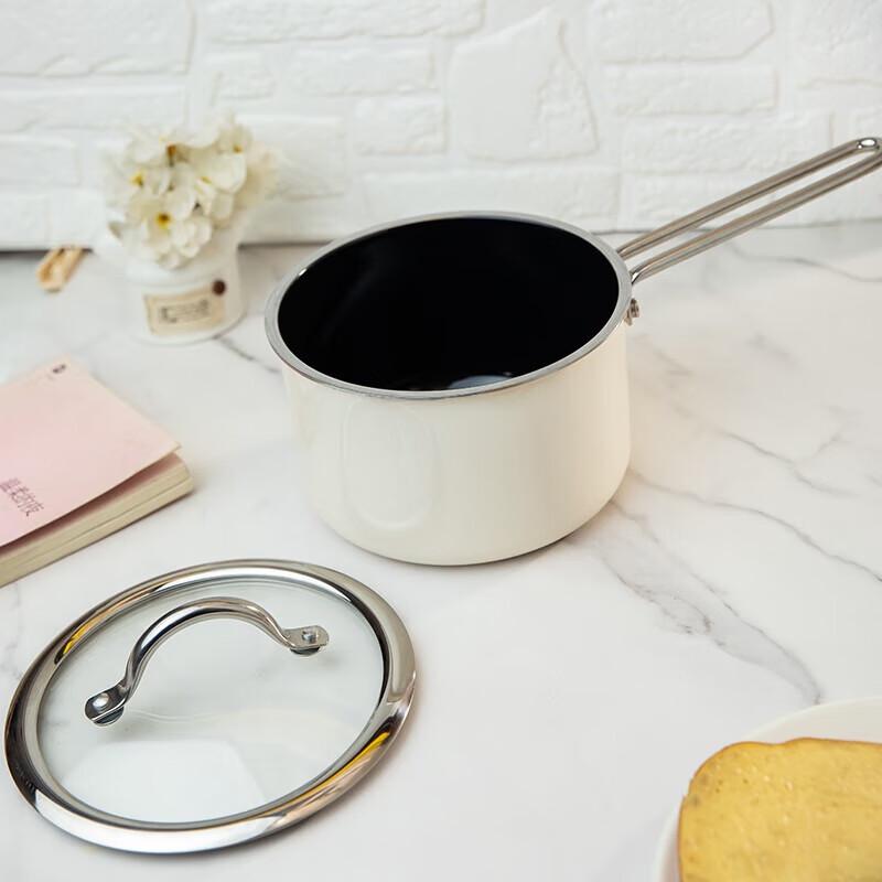 Sohome Fanyin Enamel Milk & Noodle Pot
Sohome Fanyin Enamel Milk & Noodle Pot