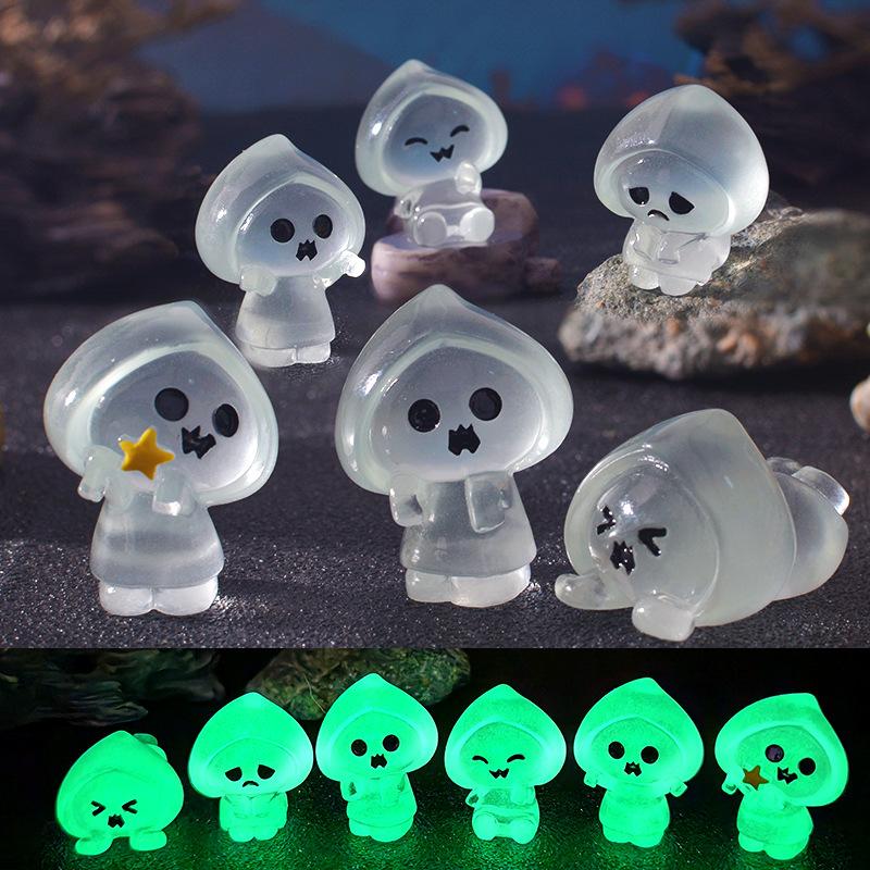 Halloween Doll Ghost Glow-in-light Gardening Small OrnamentA Small Accessory for Car Center Console Decoration Sitting posture ghost
Halloween Doll Ghost Glow-in-light Gardening Small OrnamentA Small Accessory for Car Center Console Decoration Sitting posture ghost