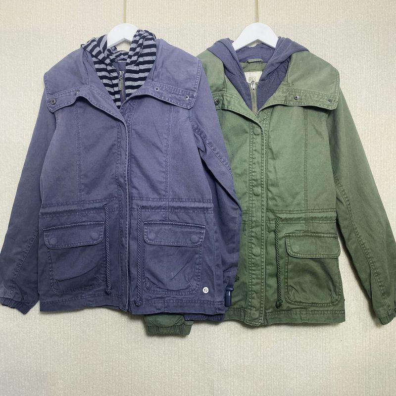 Export Exported to Spain Original Order Pure Cotton Fake Two Pieces Hooded Short Trench Coat Women s Shoelace Waist-Tight Parka Jacket Autumn Green without belt M
Export Exported to Spain Original Order Pure Cotton Fake Two Pieces Hooded Short Trench Coat Women s Shoelace Waist-Tight Parka Jacket Autumn Green without belt M