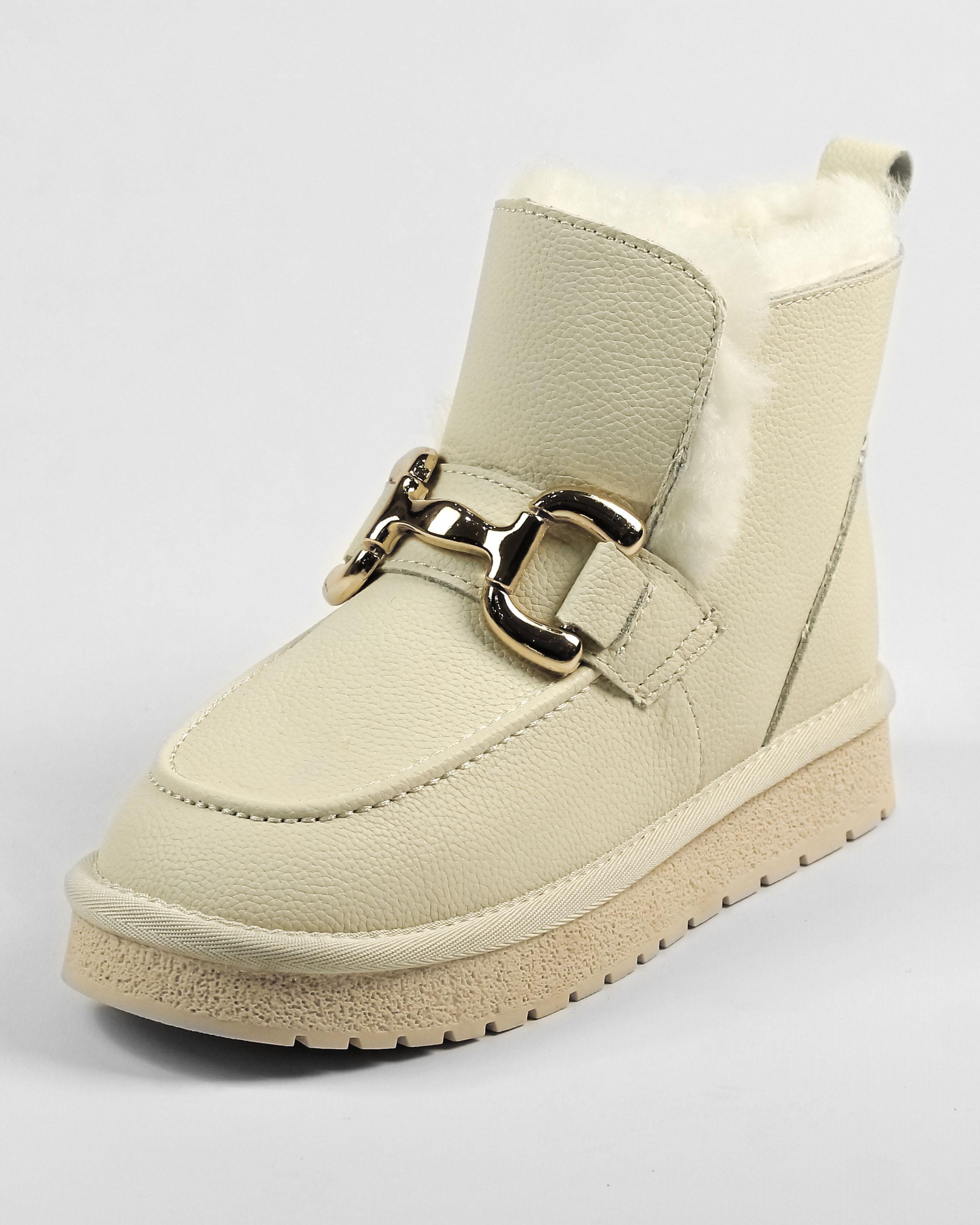 Уггі жіночі Lonza 9182 Молочна шкіра 38 теплим білим кольором
Уггі жіночі Lonza 9182 Молочна шкіра 38 теплим білим кольором