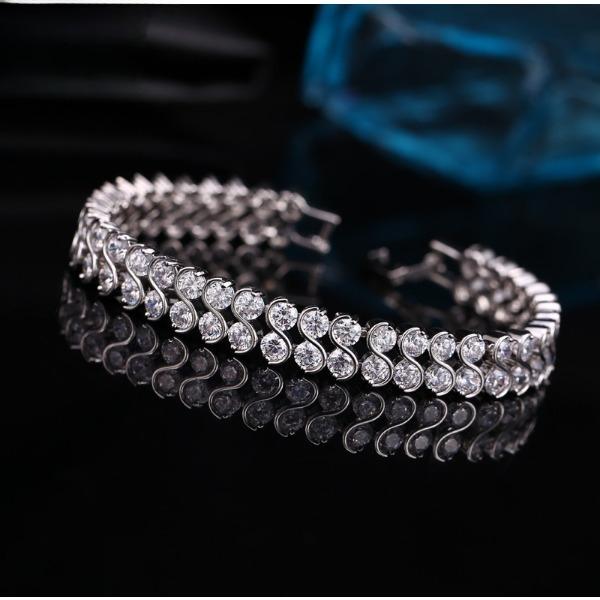 Популярные украшения, Браслет для девочек «Волна» с цирконом 18 карат.
Популярные украшения, Браслет для девочек «Волна» с цирконом 18 карат.