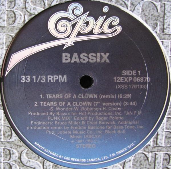 12inch Record BASSIX Tears Of A Clown Fake N Move 12EXP06870 Epic 1987 Canada Dance Electronica Used
12inch Record BASSIX Tears Of A Clown Fake N Move 12EXP06870 Epic 1987 Canada Dance Electronica Used