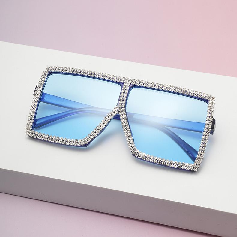 2026 Oversized Bling Square Sunglasses For Women Oversized Rhinestone Frame UV400 Protection Fashion Party Shades KJ206
2026 Oversized Bling Square Sunglasses For Women Oversized Rhinestone Frame UV400 Protection Fashion Party Shades KJ206