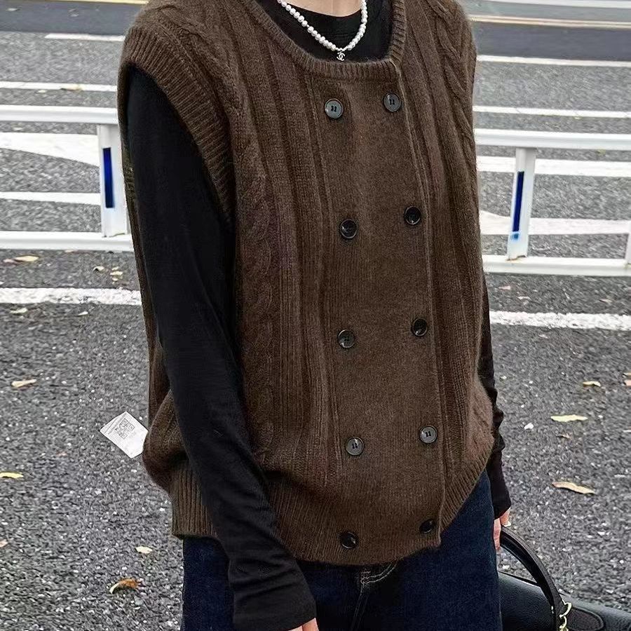 Вязаный кардиган жилет с круглым вырезом женский весенне-осенний свободный верхняя одежда свитер с косами жилет 2XL кофейный
Вязаный кардиган жилет с круглым вырезом женский весенне-осенний свободный верхняя одежда свитер с косами жилет 2XL кофейный