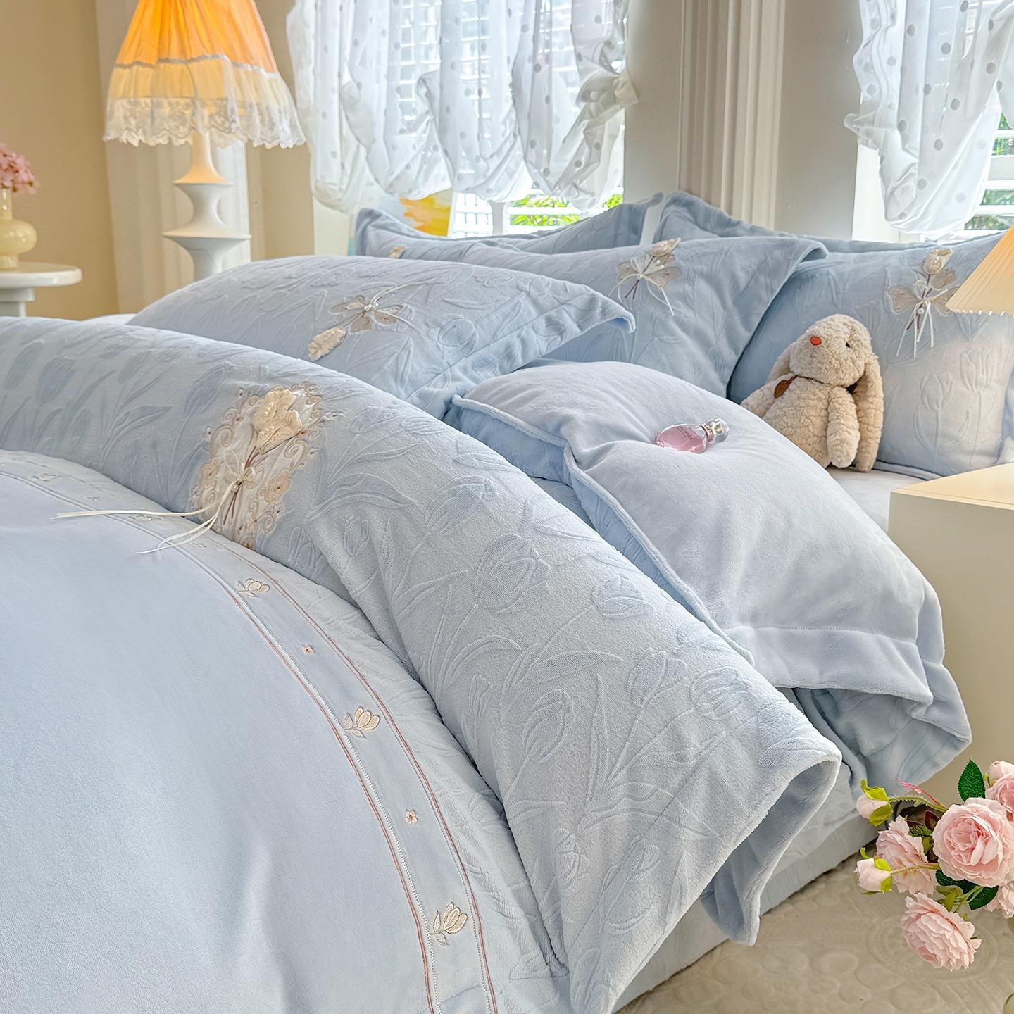 Утолщенный молочный флис Четыре предмета Легкая роскошь Антистатический флис Теплый Двусторонний флис Комплект для кровати 1.8m - 4pc (quilt cover 200 * 230cm)
Утолщенный молочный флис Четыре предмета Легкая роскошь Антистатический флис Теплый Двусторонний флис Комплект для кровати 1.8m - 4pc (quilt cover 200 * 230cm)