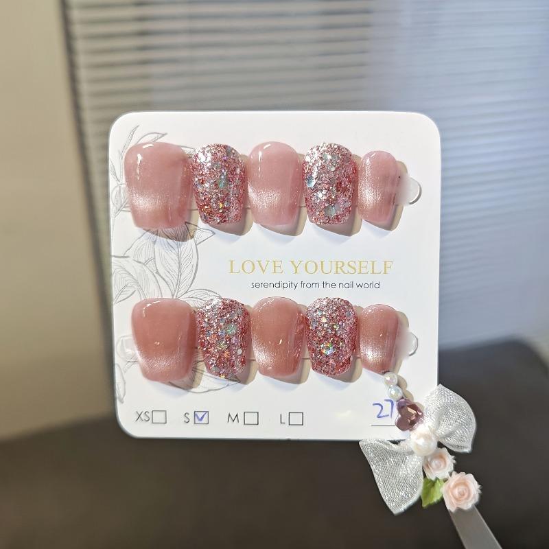 10pcs handmade pink glitter cat-eye false nails for hands & feet. Reusable short oval glossy fake nails, ideal for party & daily wear. M
10pcs handmade pink glitter cat-eye false nails for hands & feet. Reusable short oval glossy fake nails, ideal for party & daily wear. M