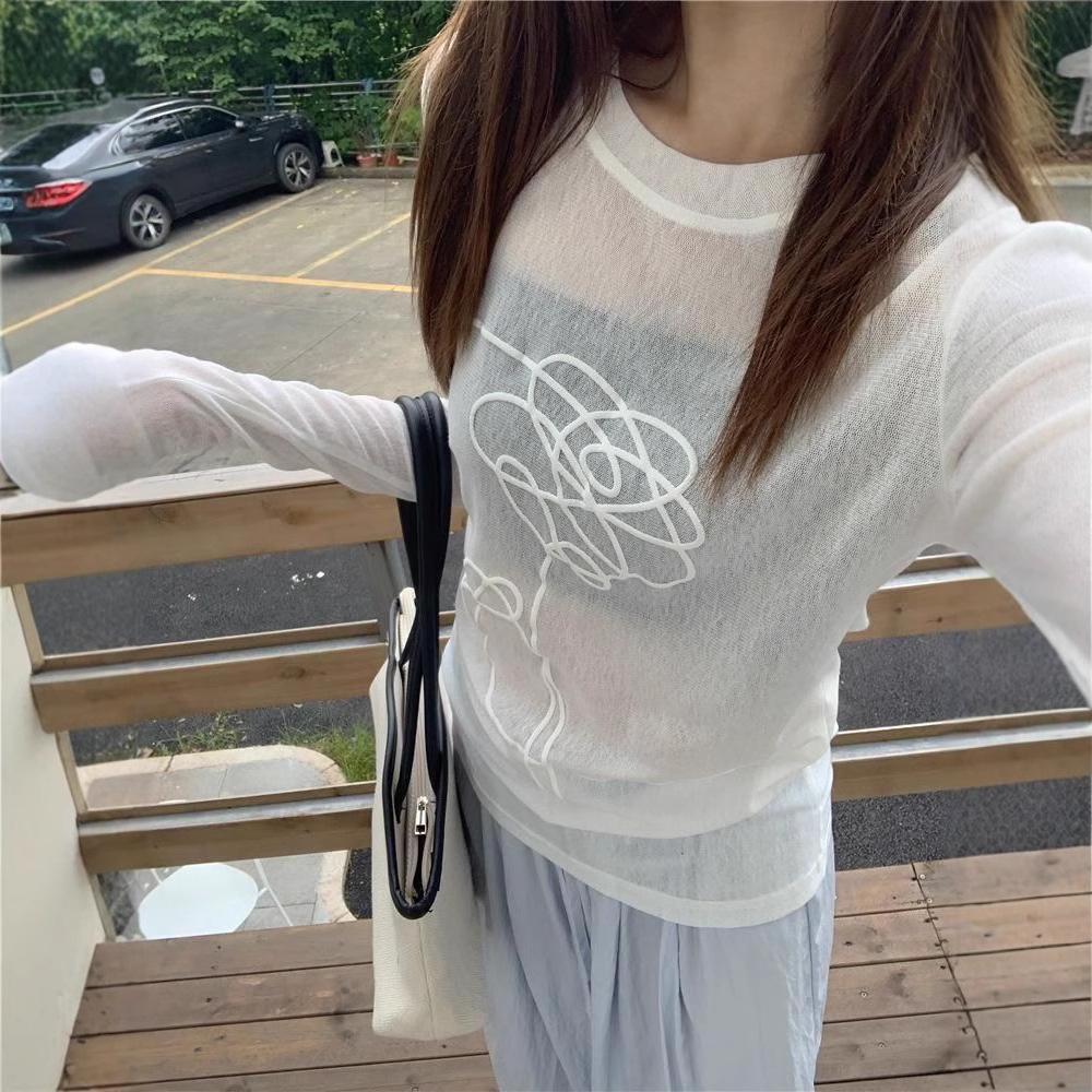 2025 Women s Sheer Sun Protection T-Shirt: Lightweight, Breathable, All-Match Summer Top One Size
2025 Women s Sheer Sun Protection T-Shirt: Lightweight, Breathable, All-Match Summer Top One Size