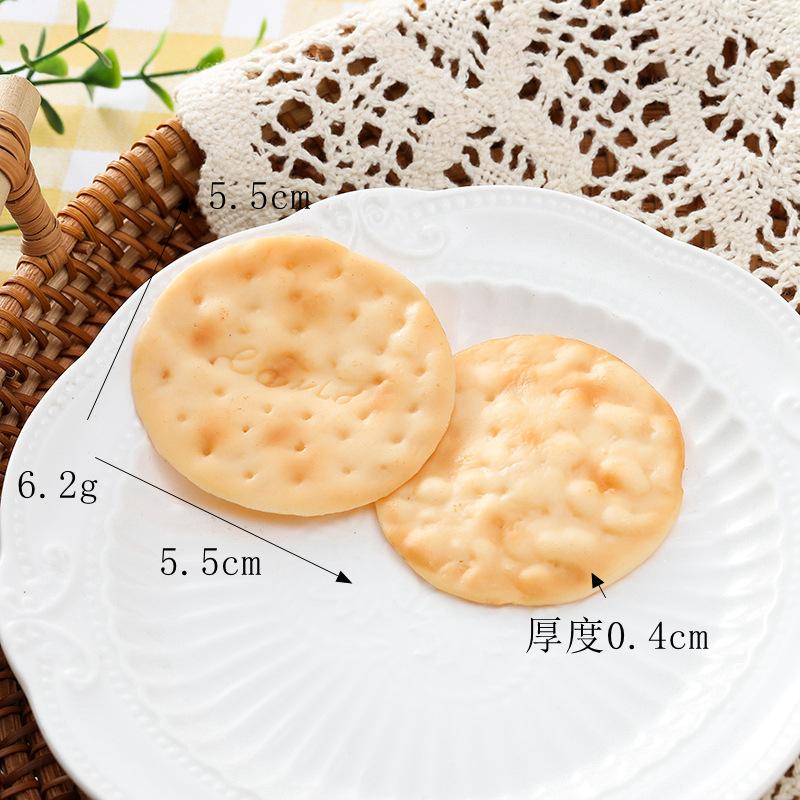 10PCS Large Artificial Cookie Simulation Biscuits Fake Cake Dessert Cookies Dessert Table Props Sample Display Home Decor L
10PCS Large Artificial Cookie Simulation Biscuits Fake Cake Dessert Cookies Dessert Table Props Sample Display Home Decor L
