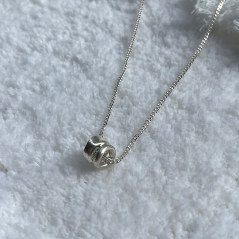 Melliv Melting Pipe Necklace_mvn51 one
Melliv Melting Pipe Necklace_mvn51 one