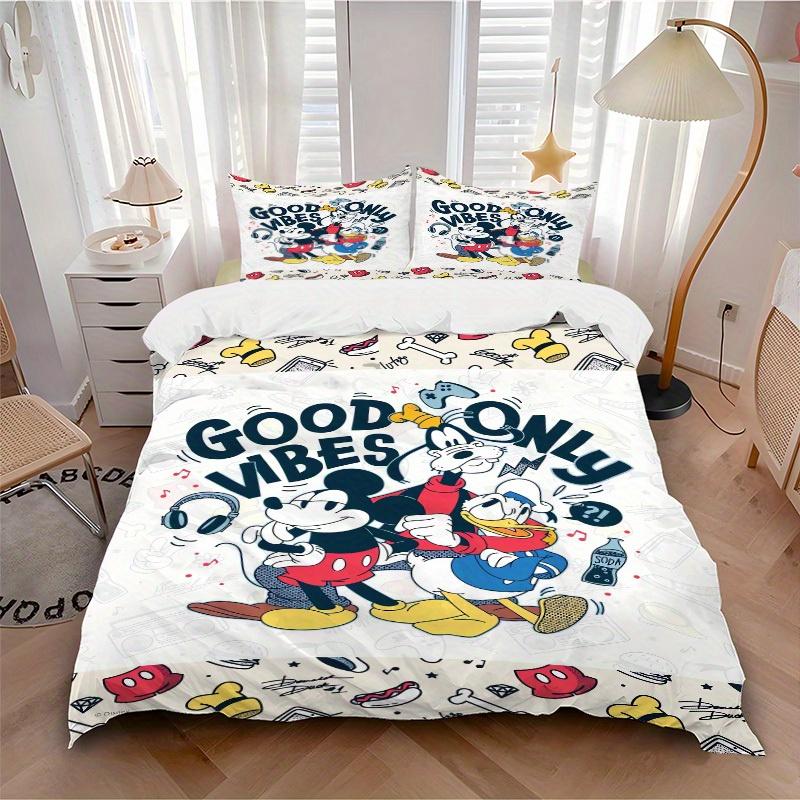 3pcs set Vibes, Mickey, Donald print bedding quilt cover, soft and comfortable quilt cover suitable for bedroom and guest room37 135x200cm
3pcs set Vibes, Mickey, Donald print bedding quilt cover, soft and comfortable quilt cover suitable for bedroom and guest room37 135x200cm