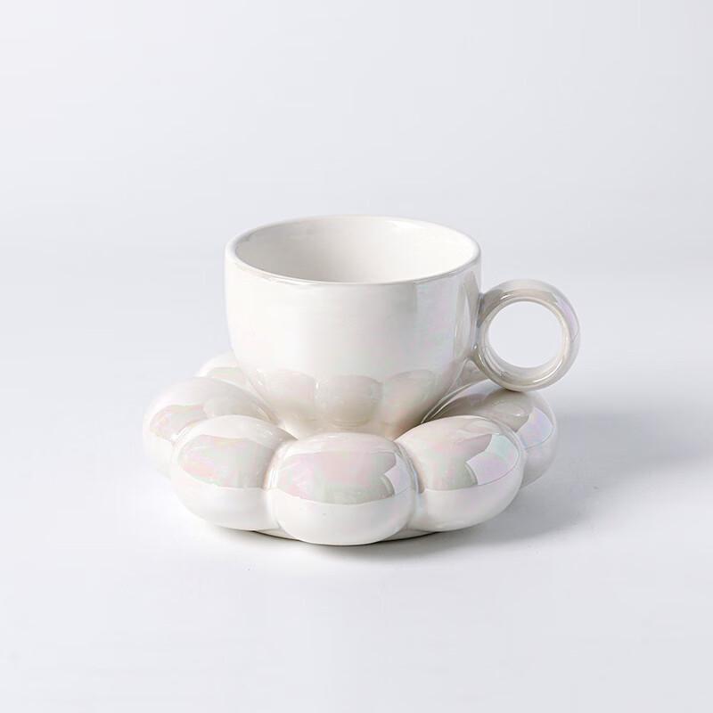 Shangqi Electroplated White Cloud Ceramic Coffee Cup and Saucer Set
Shangqi Electroplated White Cloud Ceramic Coffee Cup and Saucer Set