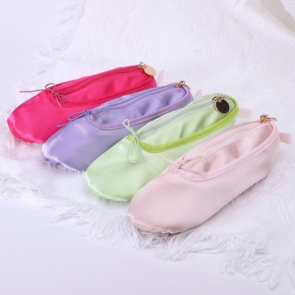 Makeup Bag Ballet Shoes Pencil Case Large Capacity Ballerina Pencil Bag Children рожевий
Makeup Bag Ballet Shoes Pencil Case Large Capacity Ballerina Pencil Bag Children рожевий