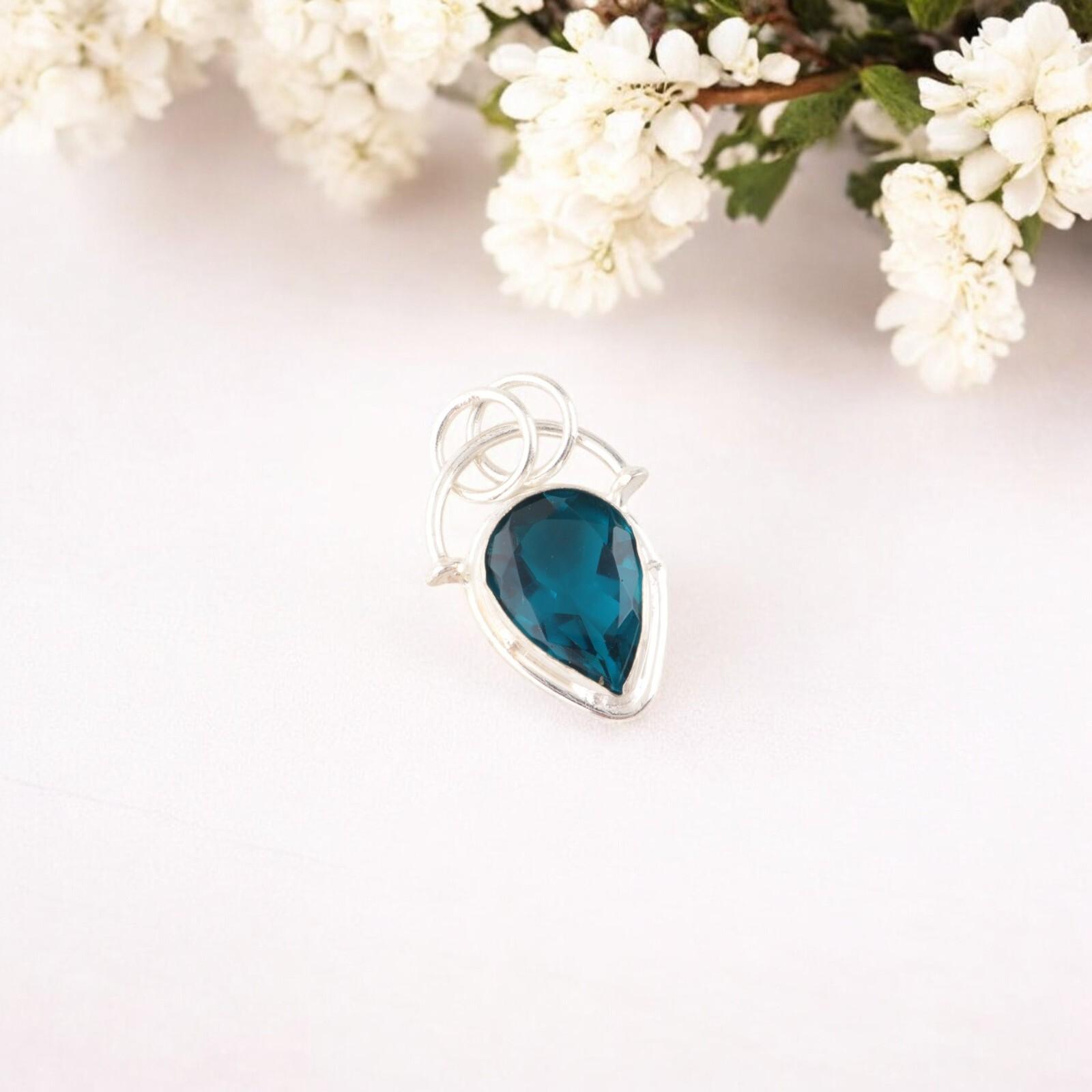 Apatite Gemstone 925 Sterling Silver Jewelry Handcrafted Pendant 1.01 For Women PP-56-5
Apatite Gemstone 925 Sterling Silver Jewelry Handcrafted Pendant 1.01 For Women PP-56-5