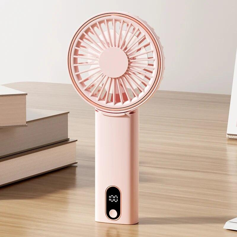 Handheld Ultra Slim MiniFan W10 | 4-Speed Portable Fan | Battery % Display | USB Rechargeable | 10Hrs Runtime | Child-Safe рожевий
Handheld Ultra Slim MiniFan W10 | 4-Speed Portable Fan | Battery % Display | USB Rechargeable | 10Hrs Runtime | Child-Safe рожевий