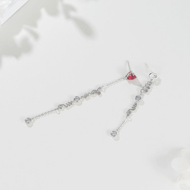 Bao Yi Long S925 Silver Korean Style Heart & Lips Asymmetrical Dangle Earrings for Women
Bao Yi Long S925 Silver Korean Style Heart & Lips Asymmetrical Dangle Earrings for Women