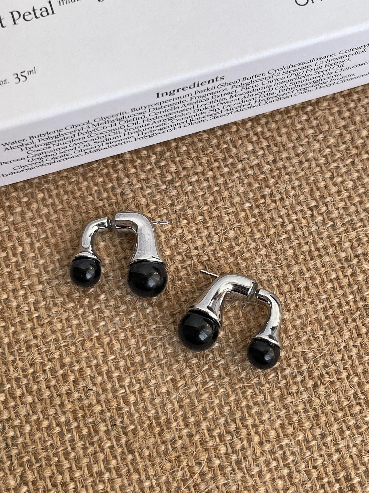 Серьги-гвоздики из серебра 925 пробы с черным агатом, женские изысканные серьги с жемчугом, нишевые высококачественные серьги с подвеской сзади, новые
Серьги-гвоздики из серебра 925 пробы с черным агатом, женские изысканные серьги с жемчугом, нишевые высококачественные серьги с подвеской сзади, новые