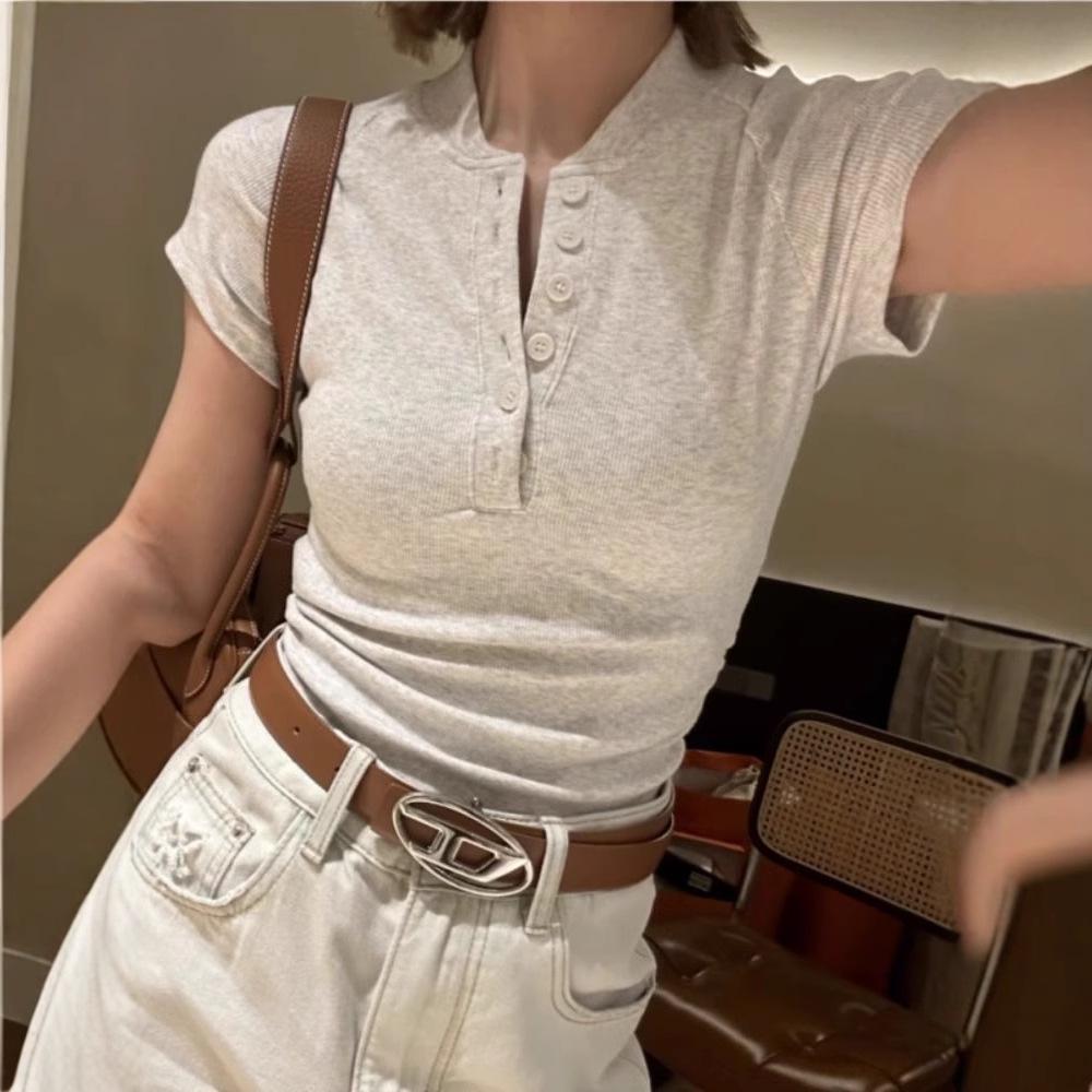 Women s Retro Double-Breasted Slimming Short Sleeve T-shirt – Figure-Flattering Summer Top Medium
Women s Retro Double-Breasted Slimming Short Sleeve T-shirt – Figure-Flattering Summer Top Medium