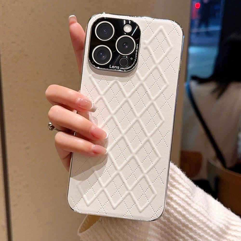 For iPhone 16 Pro Max Case Electroplated Silver Edge Rhombus Pattern PC+PU Leather Phone Back Cover White
For iPhone 16 Pro Max Case Electroplated Silver Edge Rhombus Pattern PC+PU Leather Phone Back Cover White