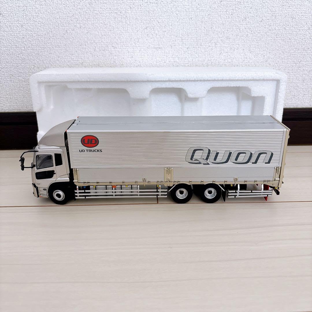 UD Trucks Quon масштаб 1/43
UD Trucks Quon масштаб 1/43