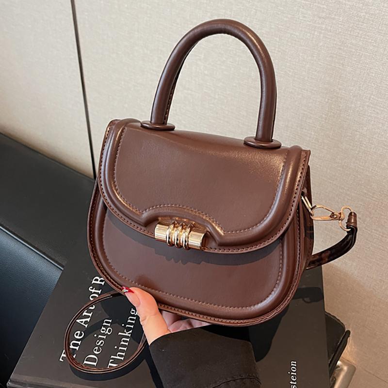 New Women s Shoulder Bag Versatile Crossbody Bag Soft PU Material Saddle Bag Pure Color Small Handbag Neutral Minimalist Style
New Women s Shoulder Bag Versatile Crossbody Bag Soft PU Material Saddle Bag Pure Color Small Handbag Neutral Minimalist Style