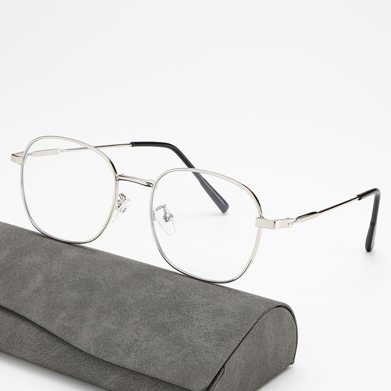 Retro Photochromic Slimming Round Glasses - Anti-Blue Light, Gray Frame, New 2025 Style
Retro Photochromic Slimming Round Glasses - Anti-Blue Light, Gray Frame, New 2025 Style