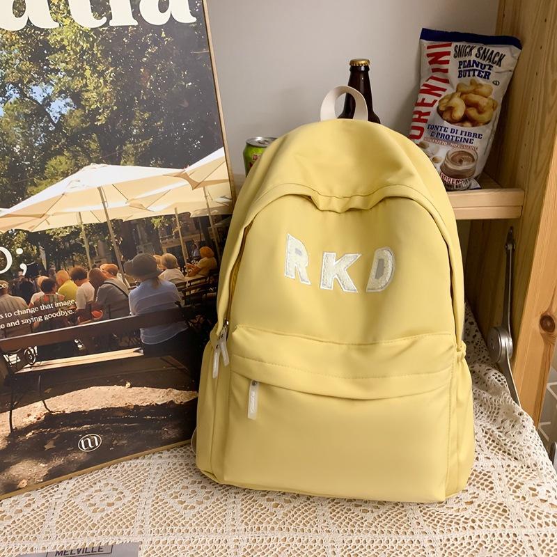 Simple and stylish nylon backpack new large-capacity junior high school student schoolbag backpack female жёлтый
Simple and stylish nylon backpack new large-capacity junior high school student schoolbag backpack female жёлтый