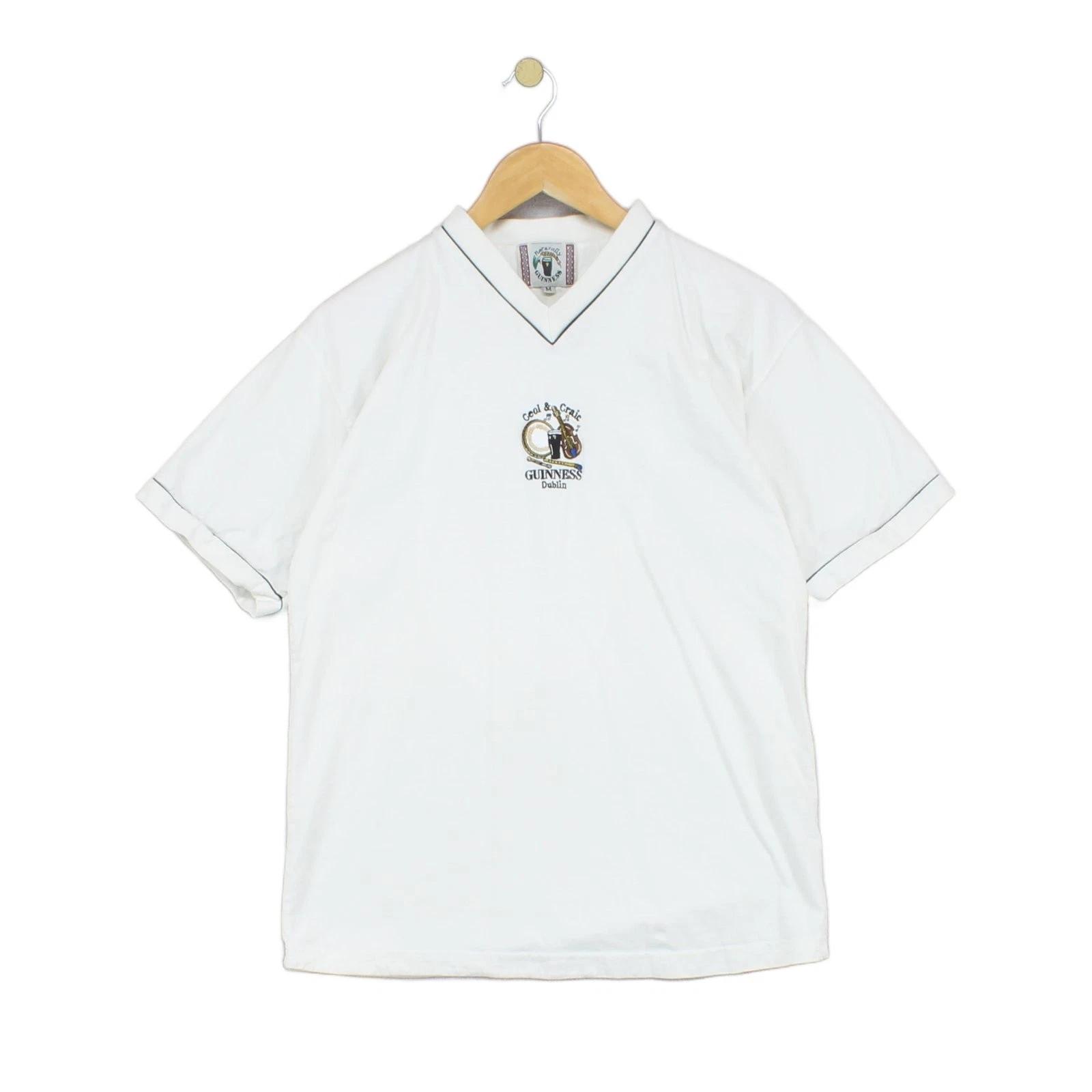 Vintage Guinness T-Shirt Mens Size M White Short Sleeve Logo L
Vintage Guinness T-Shirt Mens Size M White Short Sleeve Logo L
