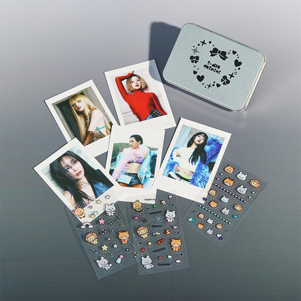 (грамм)I-DLE Набор Polaroid в жестяной коробке We Are Tin Case Polaroid Set
(грамм)I-DLE Набор Polaroid в жестяной коробке We Are Tin Case Polaroid Set