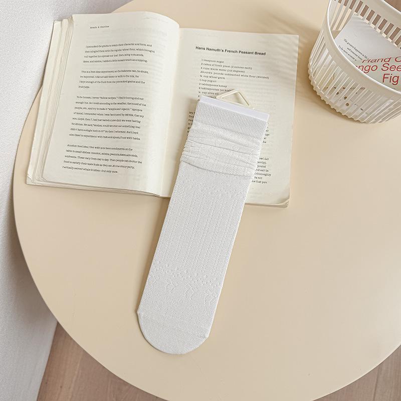 Women s Hollow Butterfly Knot Mesh Mid-Calf Socks - Solid Color Ruffle Silk One Size
Women s Hollow Butterfly Knot Mesh Mid-Calf Socks - Solid Color Ruffle Silk One Size