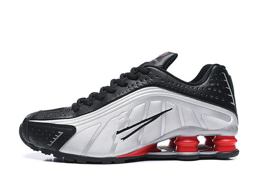 Спортивне взуття SHOX R4 з повітряною подушкою для збільшення зросту та пружинним ефектом 41
Спортивне взуття SHOX R4 з повітряною подушкою для збільшення зросту та пружинним ефектом 41