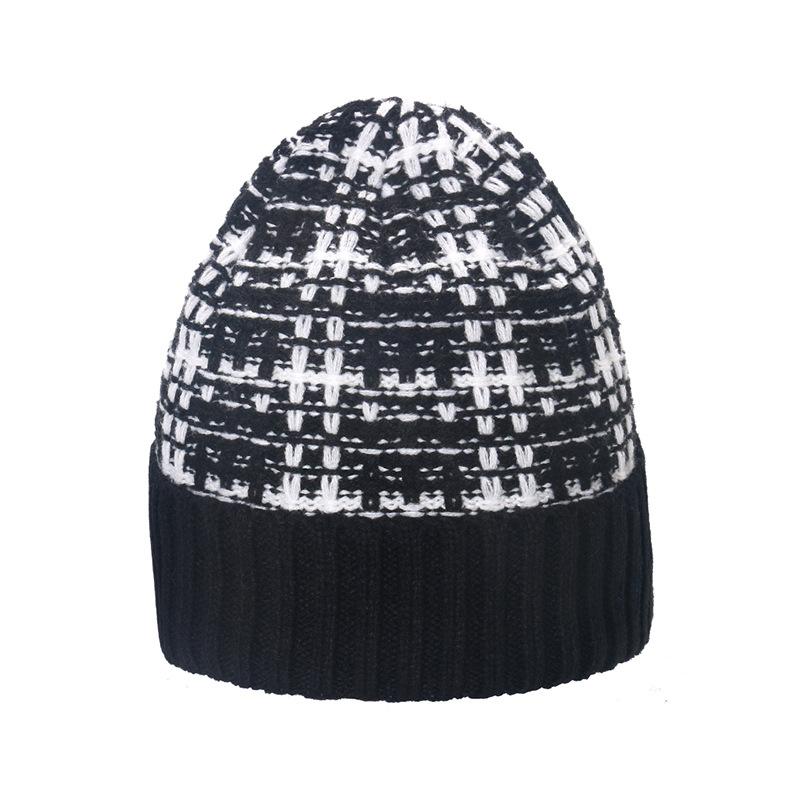 2025 autumn and winter new wool hat trend versatile warm winter hat cold hat blended plaid knitted hat men and women M(56-58cm) чёрный
2025 autumn and winter new wool hat trend versatile warm winter hat cold hat blended plaid knitted hat men and women M(56-58cm) чёрный