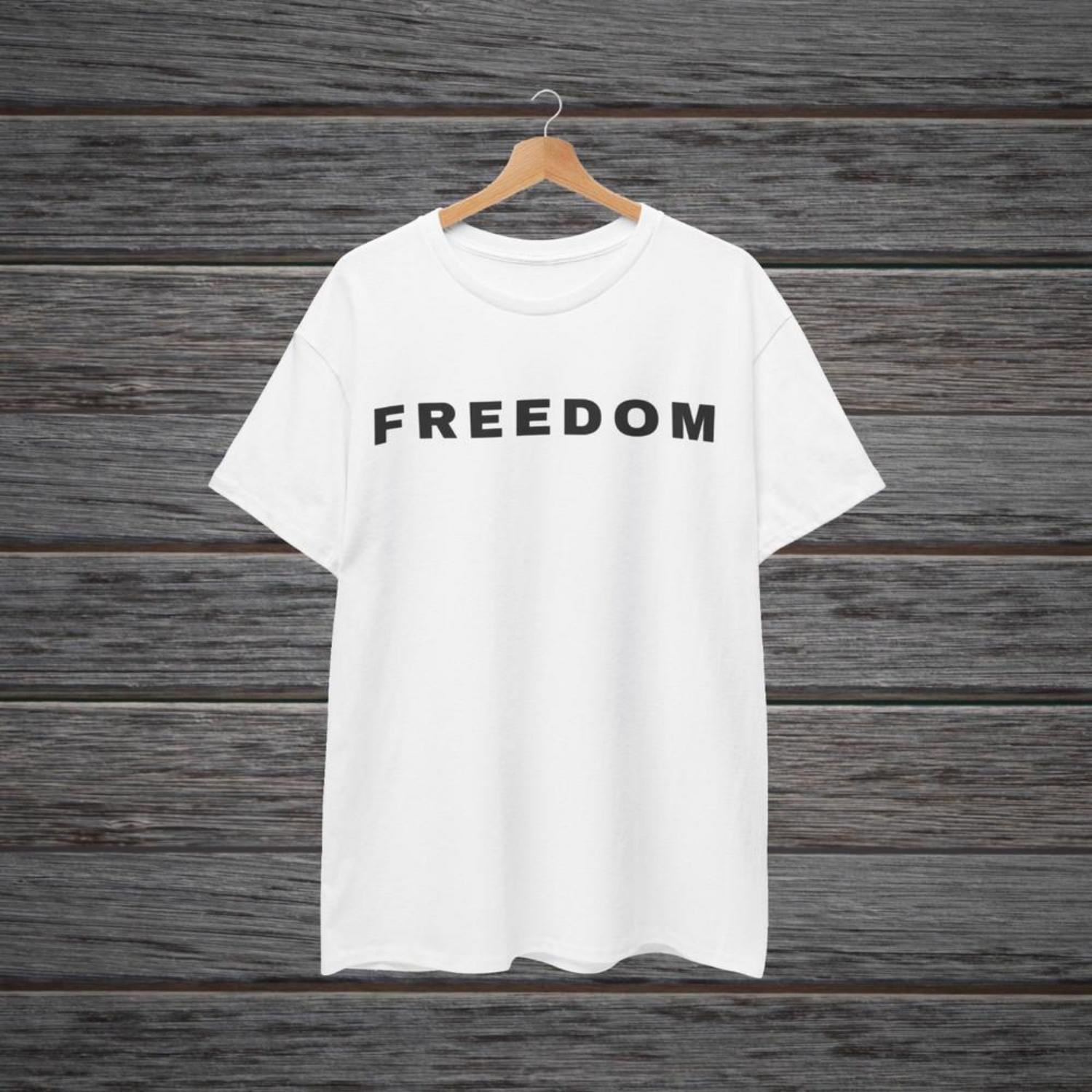 Bold FREEDOM Print TShirt – White Unisex Top Everyday Wear Unisex T-Shirt S чёрный
Bold FREEDOM Print TShirt – White Unisex Top Everyday Wear Unisex T-Shirt S чёрный