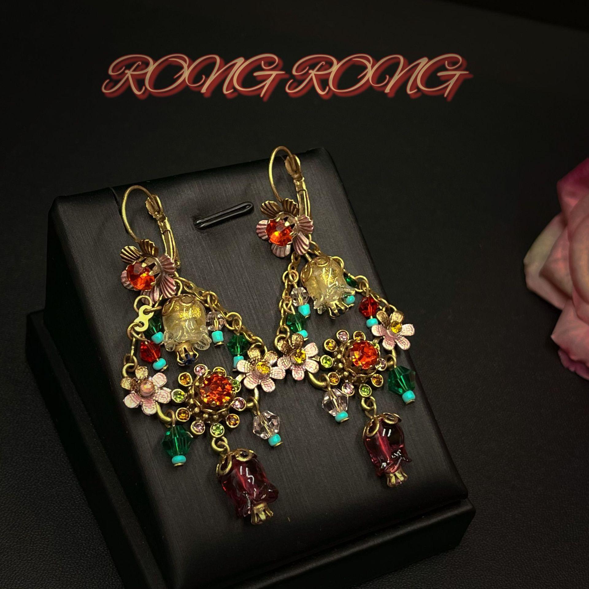 Ethnic Style Heavy Industry Flower Earrings Personality Exaggerated Diamonds Colored Flowers Medium Antique Earrings
Ethnic Style Heavy Industry Flower Earrings Personality Exaggerated Diamonds Colored Flowers Medium Antique Earrings
