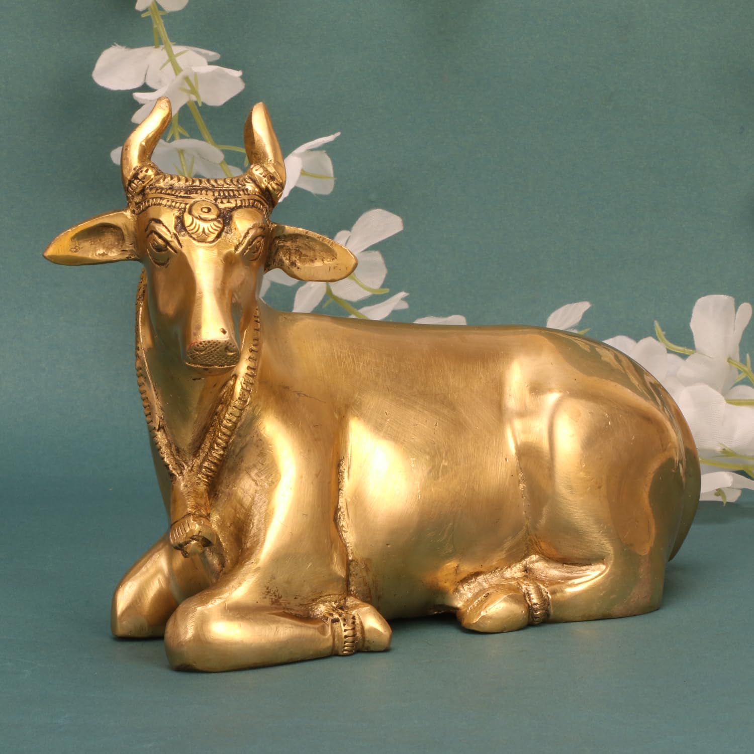 Pure Brass Nandi Statue, Sacred Bull Idol, Nandi Murti, Spiritual Cow Figurine
Pure Brass Nandi Statue, Sacred Bull Idol, Nandi Murti, Spiritual Cow Figurine