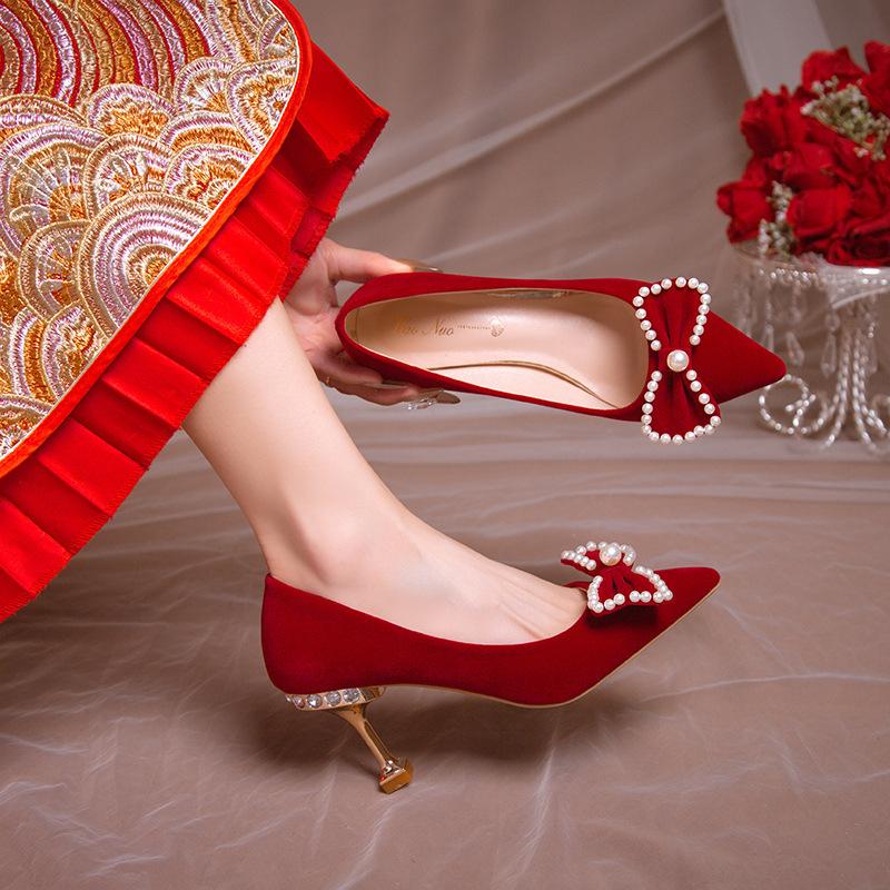 Свадебные туфли женские весна и осень новые сексуальные туфли-лодочки на высоком каблуке-шпильке с острым носком новые свадебные туфли свадебные туфли женские 40
Свадебные туфли женские весна и осень новые сексуальные туфли-лодочки на высоком каблуке-шпильке с острым носком новые свадебные туфли свадебные туфли женские 40