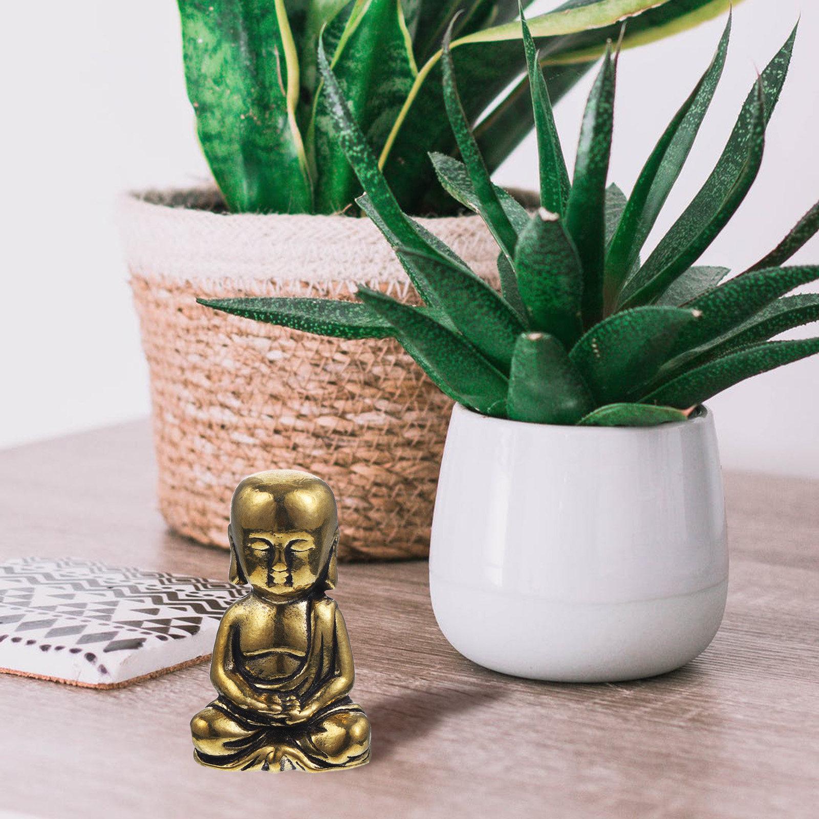 Miniature Brass Monk Statue Vintage Style Indoor Outdoor Decor Desktop Zen Ornament Retro Sculpture for Office China Mainland
Miniature Brass Monk Statue Vintage Style Indoor Outdoor Decor Desktop Zen Ornament Retro Sculpture for Office China Mainland